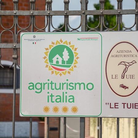 Le Tuie Villa Bologna Bagian luar foto